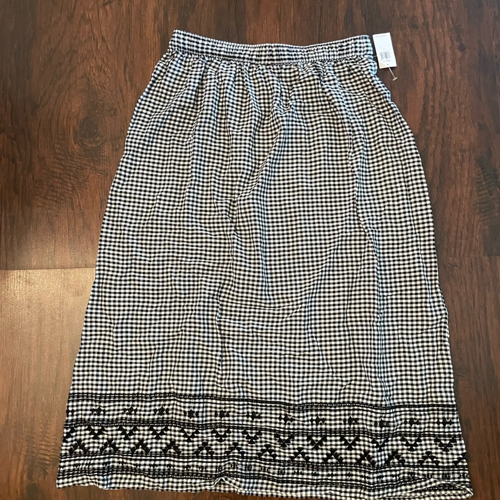 Old Navy Black and White Embellished Midi Skirt